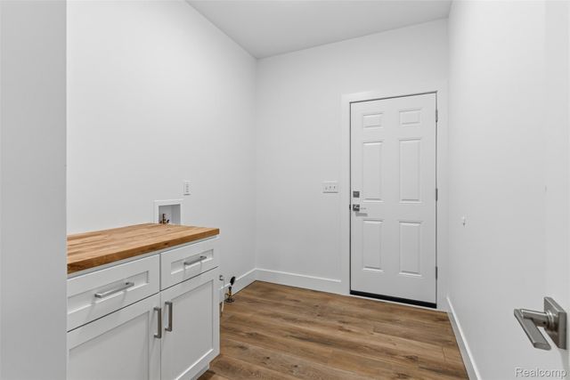 6344 Boulder Drive, Flint Charter Township, MI 48433