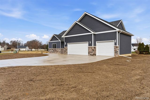 6344 Boulder Drive, Flint Charter Township, MI 48433