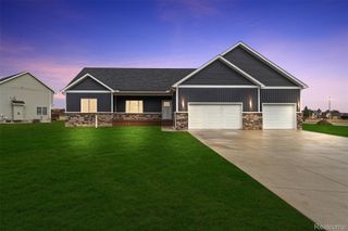 6344 Boulder Drive, Flint Charter Township, MI 48433