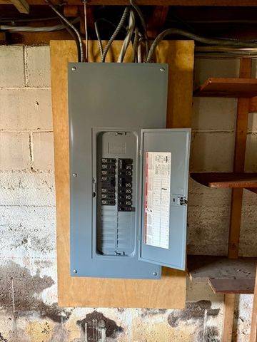 826 Williams Street, Dighton, MA 02764