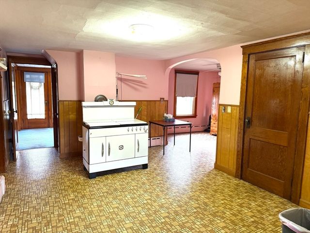 826 Williams Street, Dighton, MA 02764