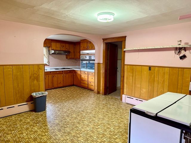 826 Williams Street, Dighton, MA 02764