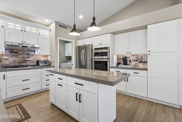 9010 E CEDAR WAXWING Drive, Sun Lakes, AZ 85248