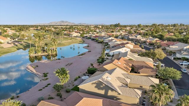 9010 E CEDAR WAXWING Drive, Sun Lakes, AZ 85248