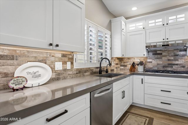 9010 E CEDAR WAXWING Drive, Sun Lakes, AZ 85248