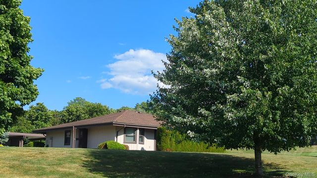 5 Devon Court B, Yorktown Heights, NY 10598