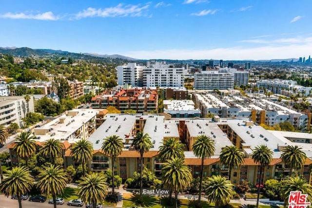 1750 Camino Palmero Street 442, Los Angeles, CA 90046