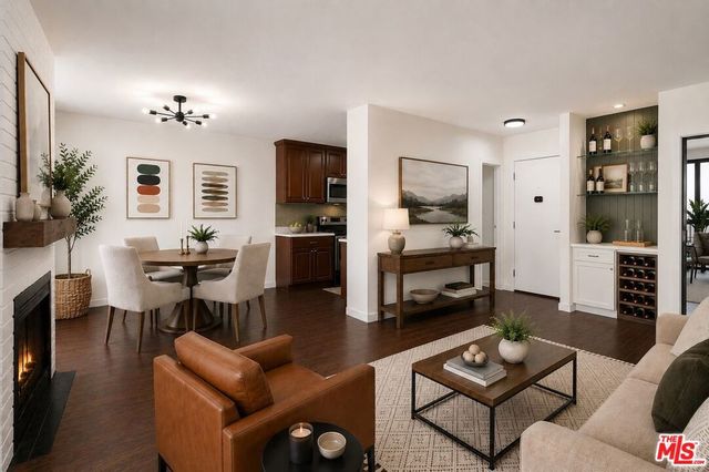 1750 Camino Palmero Street 442, Los Angeles, CA 90046