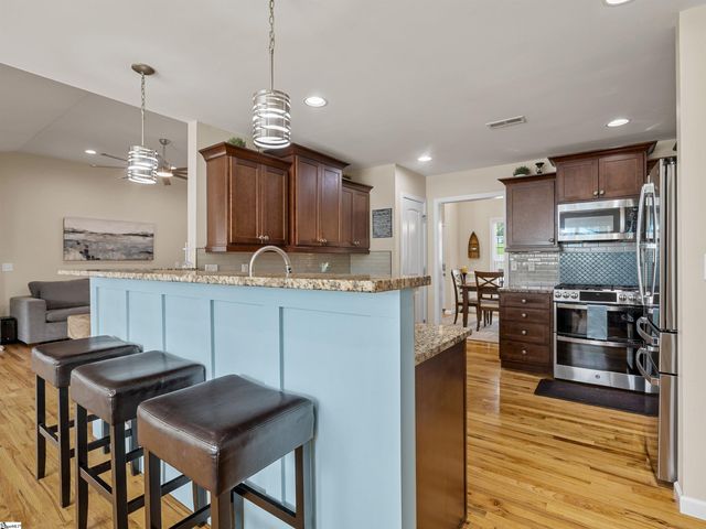 105 Michelle Drive, Chesnee, SC 29323