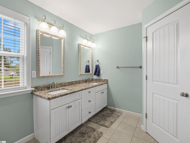 105 Michelle Drive, Chesnee, SC 29323