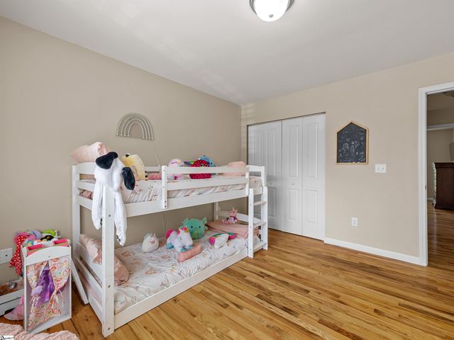 105 Michelle Drive, Chesnee, SC 29323