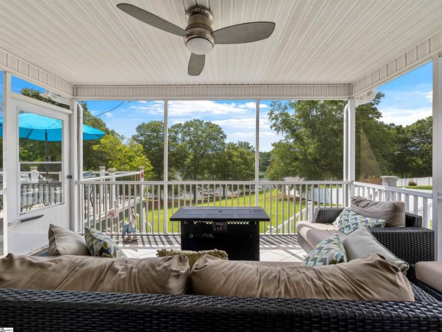 105 Michelle Drive, Chesnee, SC 29323