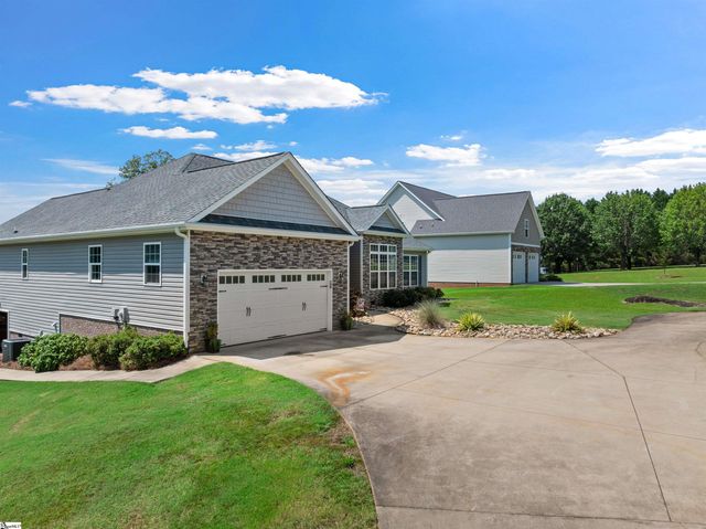 105 Michelle Drive, Chesnee, SC 29323
