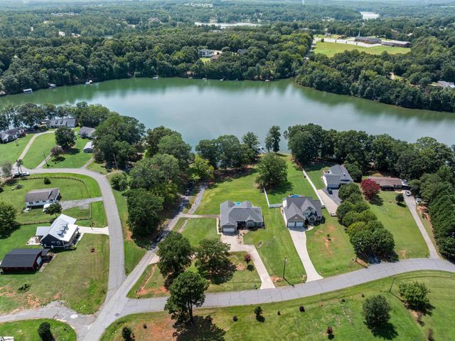 105 Michelle Drive, Chesnee, SC 29323