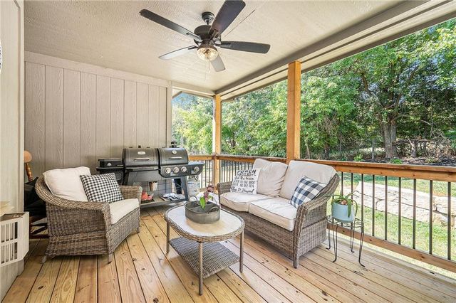 208 S MARIMACK Court, Kearney, MO 64060
