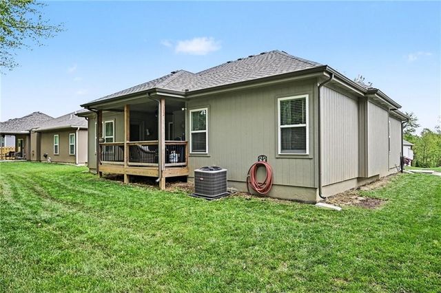 208 S MARIMACK Court, Kearney, MO 64060