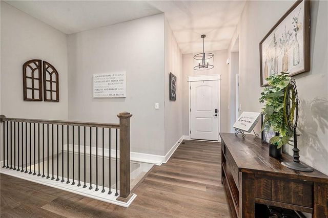 208 S MARIMACK Court, Kearney, MO 64060