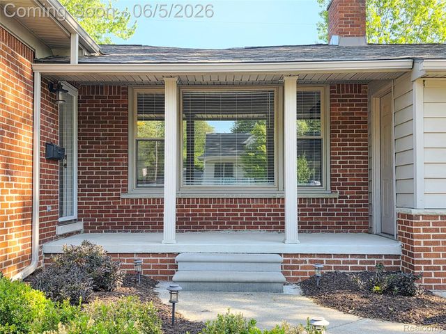 264 Phillips Avenue, Clawson, MI 48017