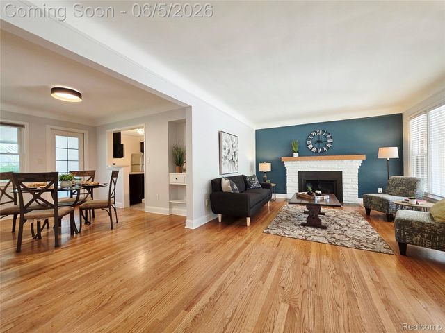 264 Phillips Avenue, Clawson, MI 48017