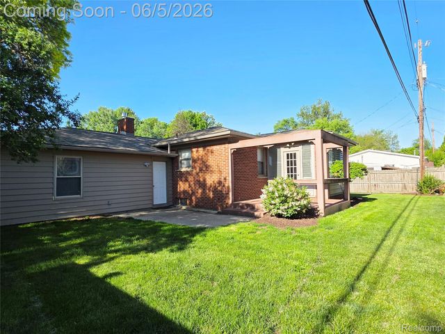 264 Phillips Avenue, Clawson, MI 48017