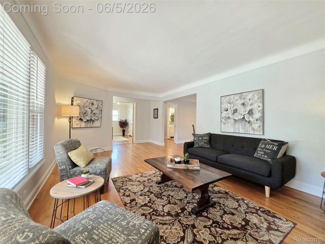 264 Phillips Avenue, Clawson, MI 48017