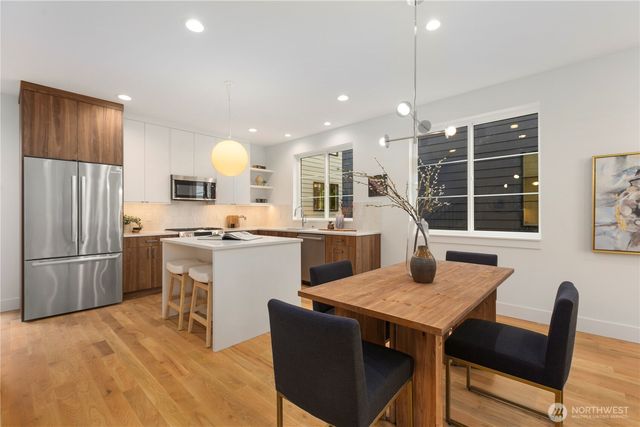 3934 B S Angeline Street, Seattle, WA 98118