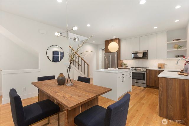 3934 B S Angeline Street, Seattle, WA 98118