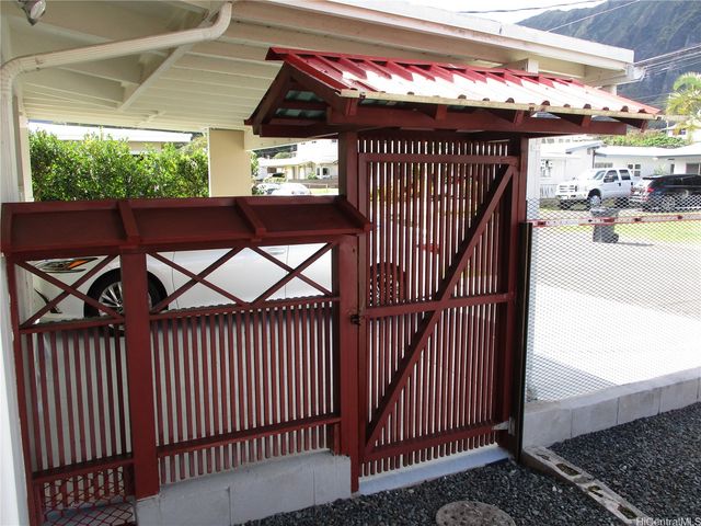 45-608 Keole Street, Kaneohe, HI 96744