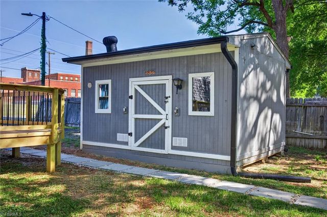 718 James Street, Burlington, NC 27217