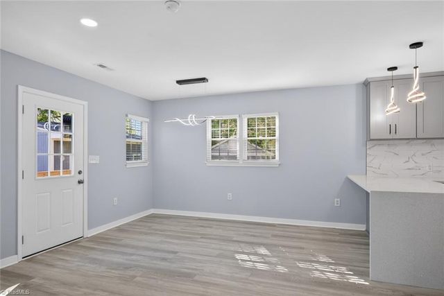 718 James Street, Burlington, NC 27217