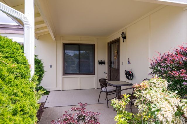 30-C Larch Plaza, Monroe, NJ 08831
