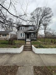 613 E Broadway Street, South Bend, IN 46601