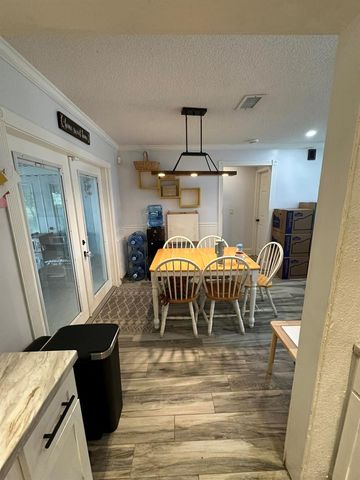 1818 SE Vesthaven Court, Port St. Lucie, FL 34952