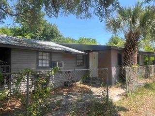 1036 Hawthorne Dr B, Pensacola, FL 32507