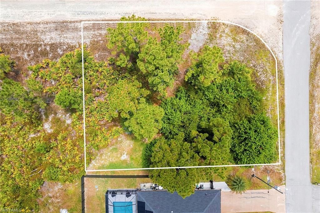 837 Fullerton AVE S, LEHIGH ACRES, FL 33974 — exterior