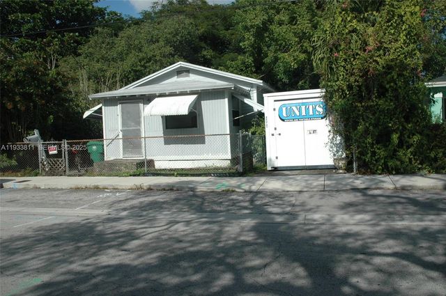3537 Charles Ave, Miami, FL 33133