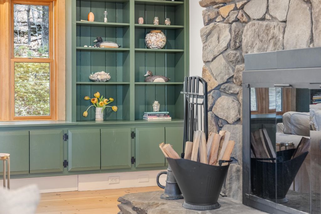 Image 22 of property listing at 1693 Five Corners Road, Thetford, VT 05074