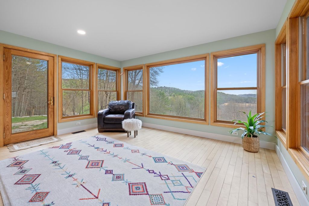 Image 25 of property listing at 1693 Five Corners Road, Thetford, VT 05074