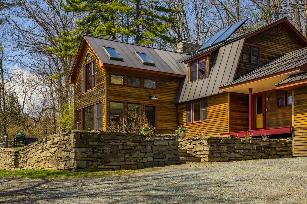 Image 48 of property listing at 1693 Five Corners Road, Thetford, VT 05074