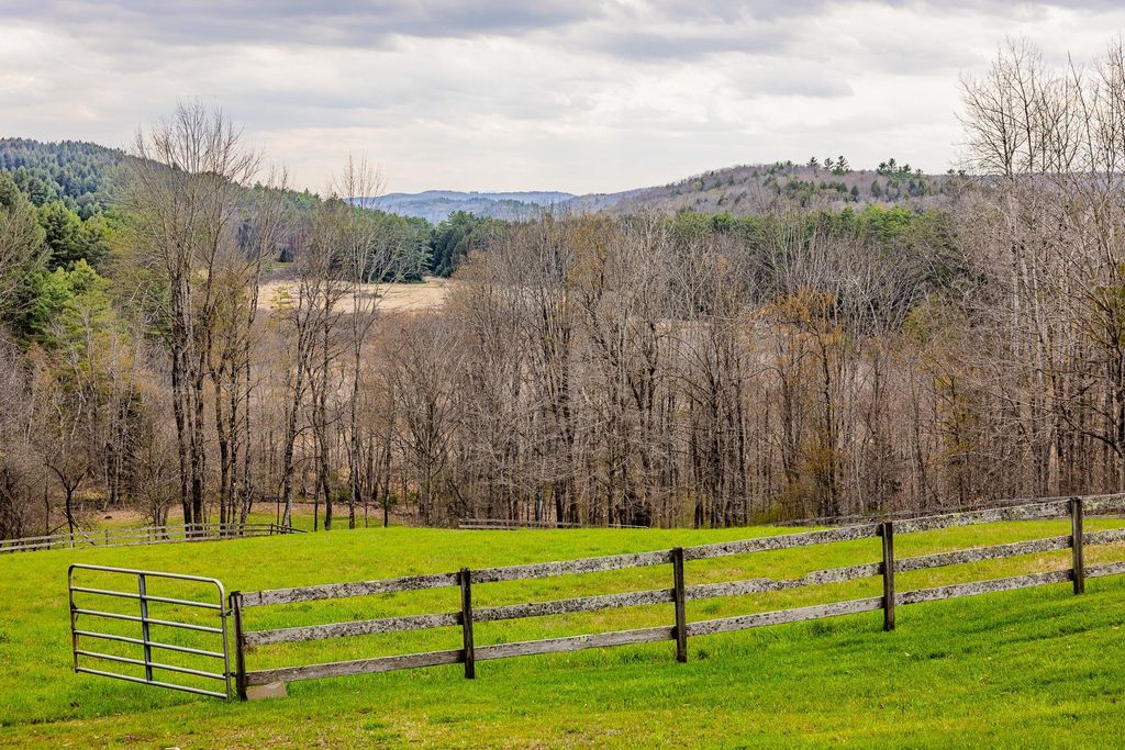 Image 56 of property listing at 1693 Five Corners Road, Thetford, VT 05074