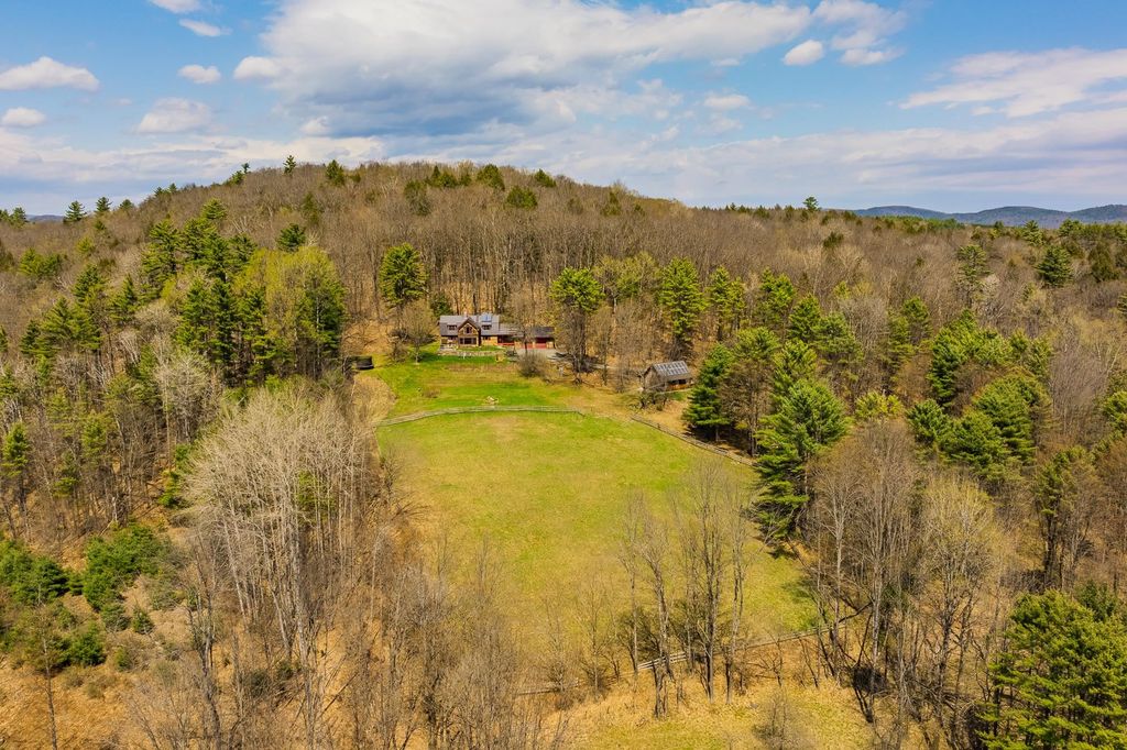 Image 60 of property listing at 1693 Five Corners Road, Thetford, VT 05074
