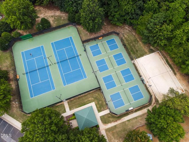 2246 Banks Hill Row Road, Raleigh, NC 27614