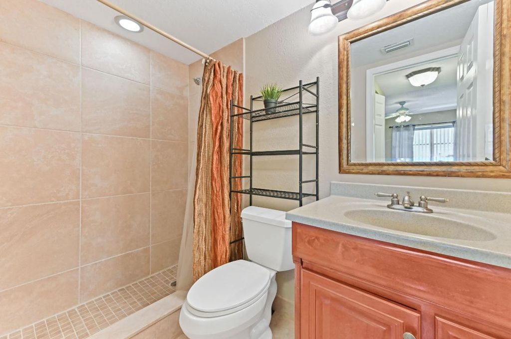 Image 17 of property listing at 262 Monaco F, Delray Beach, FL 33446