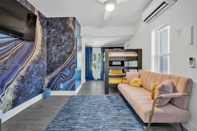 5830 NE 14th Road, Fort Lauderdale, FL 33334