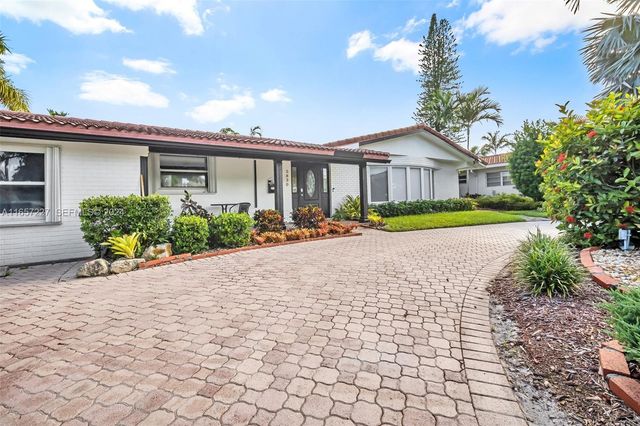 5830 NE 14th Road, Fort Lauderdale, FL 33334