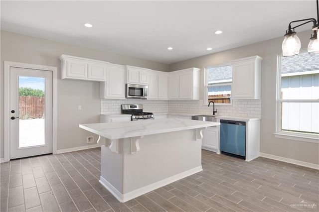 3204 Oriole Drive, Mission, TX 78572