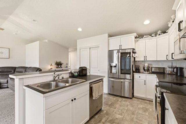 5508 S Sherri Lea Rd, Spokane, WA 99224