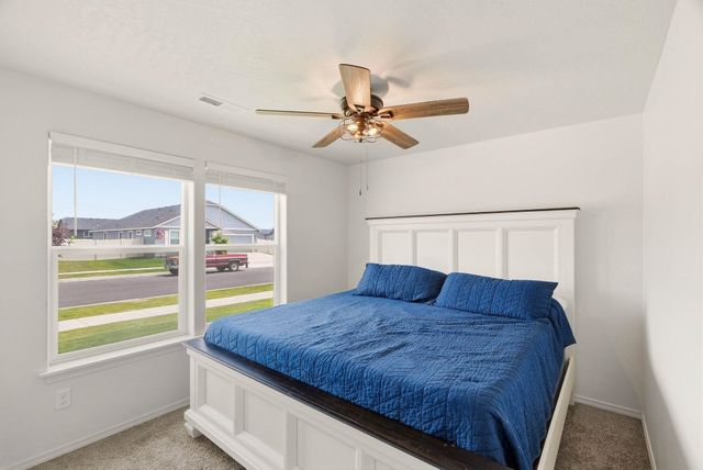 5508 S Sherri Lea Rd, Spokane, WA 99224