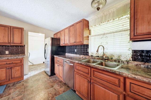 1670 Smith Circle, Combine, TX 75159