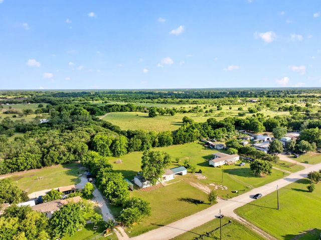 1670 Smith Circle, Combine, TX 75159